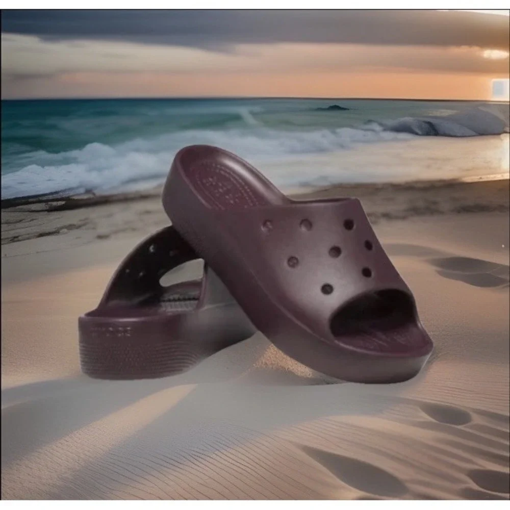 Crocs Classic Platform Slide 208180-001 Black Women Sandals Size 8 NWOT